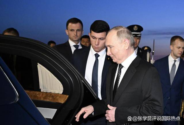 普京连打4个电话，金正恩终于接到，只一句话让俄军没了后顾之忧