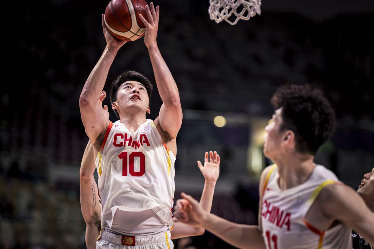 12个拼命三郎，6个来自浙江，“浙”势力为中国男篮撑起半边天