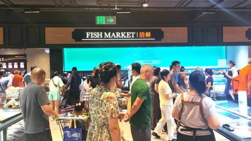 高新区（新市区）：新疆首家“胖东来”指导调改店开业当天销售达244万元！同比增长286%