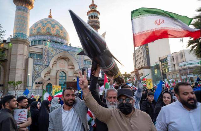 伊朗高层控诉俄罗斯：背后捅刀不配当盟友！中国才是更可靠伙伴？