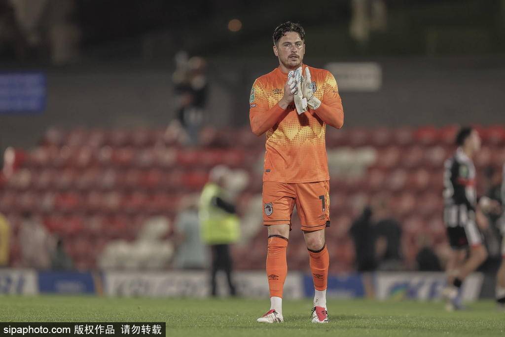 曼联惨遭淘汰！格林斯比门将吐露心声：作为球迷，我感到失望与愤怒