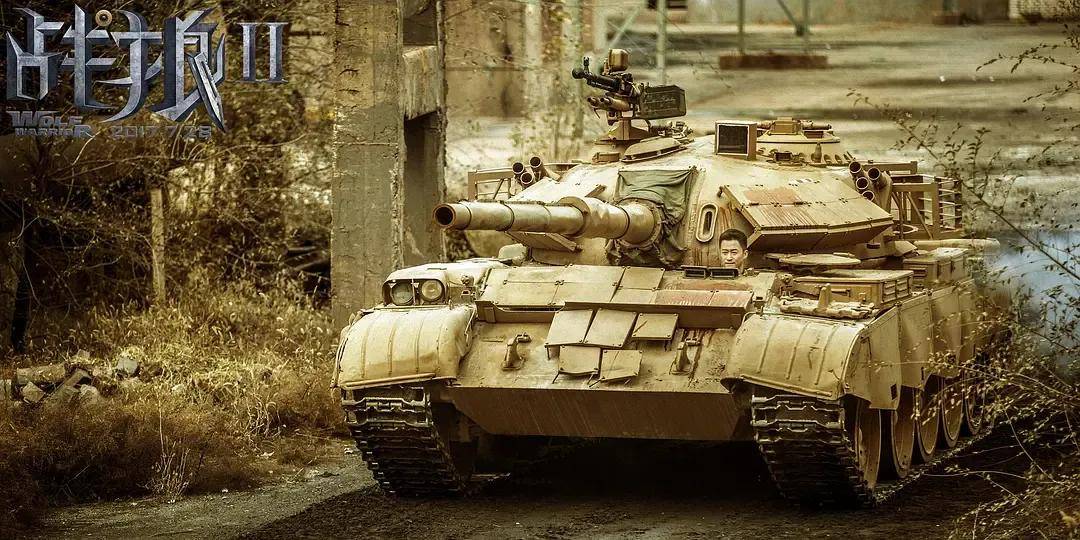 最近突然爆火采访！吴京：坦克没有后视镜的——为啥会被网友喷？