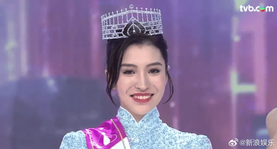 2025年香港小姐冠军是她！