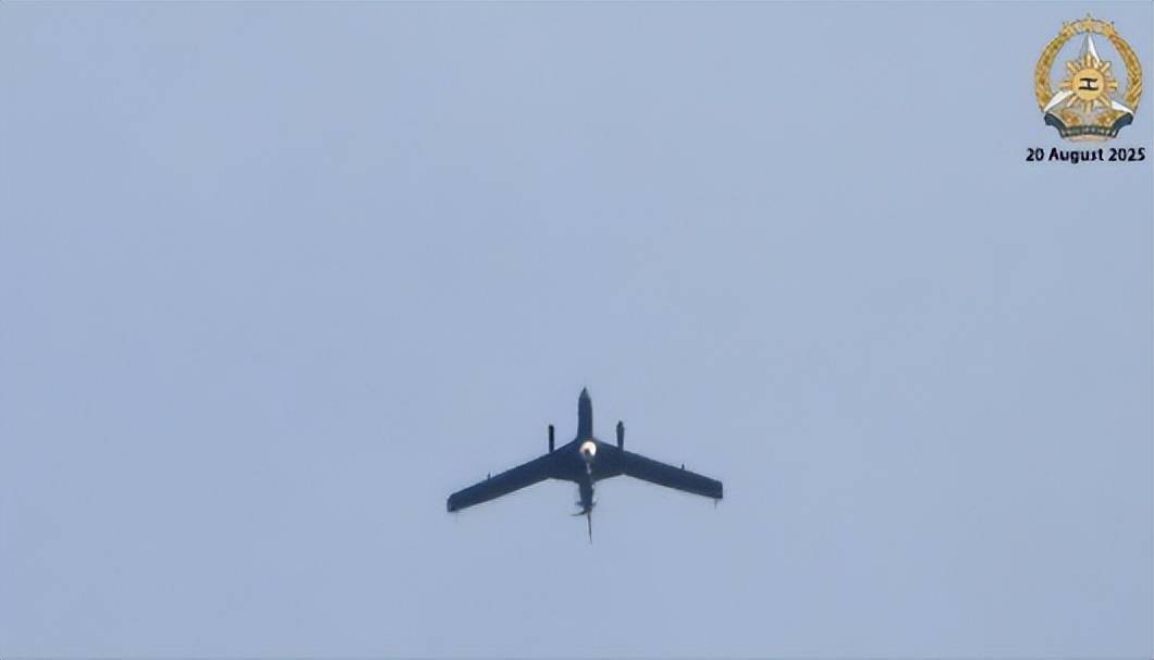 突袭仁爱礁只是虚晃一枪，真正的“杀招”竟在半月礁，菲军很狡猾