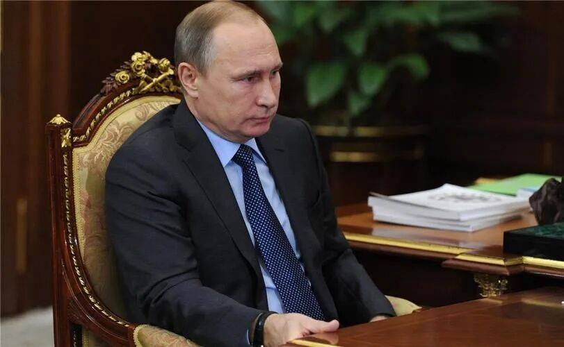 普京很聪明，不该说的一句都没和中国提，离开中国前，他办了两件大事