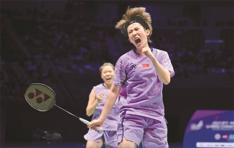 中国羽毛球大师赛深圳落幕 国羽勇夺男单女双冠军
