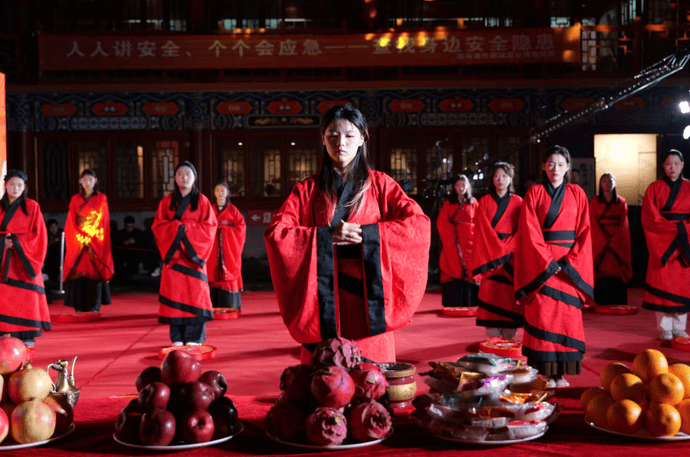 郑是金秋 月满商都｜城隍庙里过中秋，商城明月别样团圆