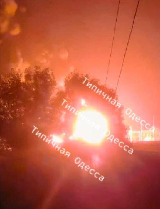 普京下狠手，俄军让乌克兰断水断电一片黑暗，一夜间炸回石器时代