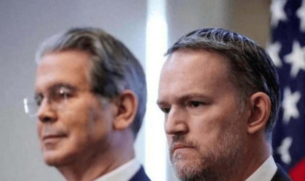 中美吉隆坡会谈硬碰硬，美方罕见用4个字评价，中方回应则大不同